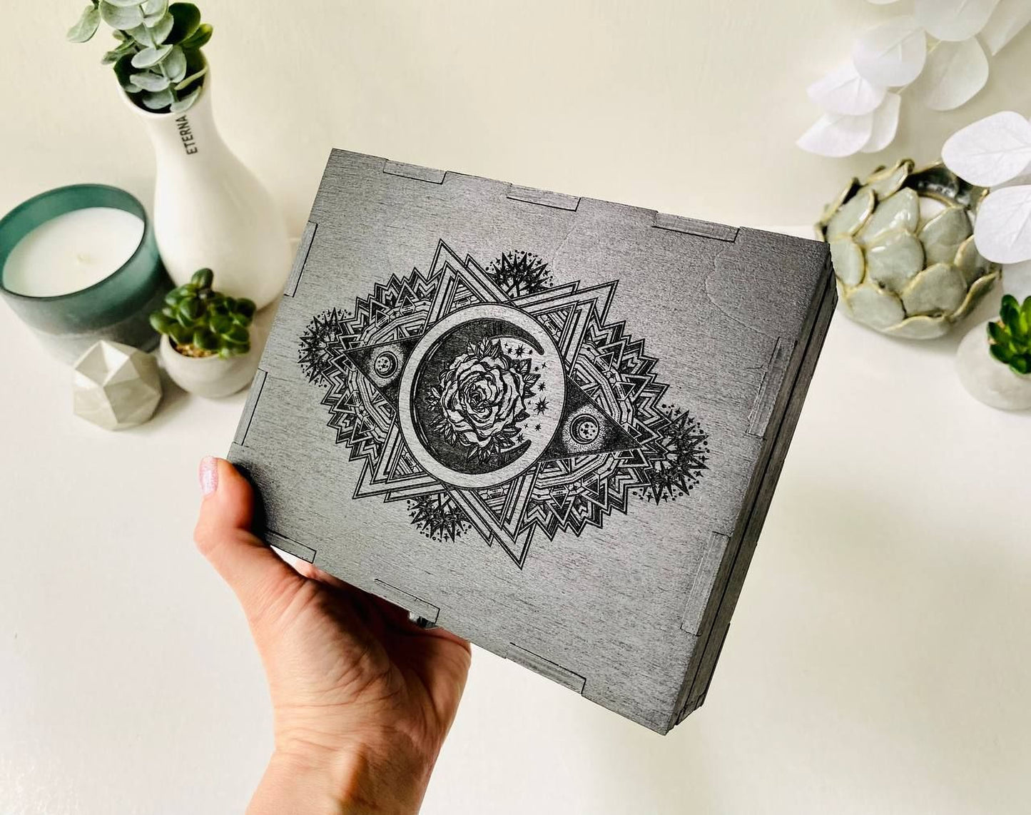 Engraved tarot box for witchcraft and tarot cards