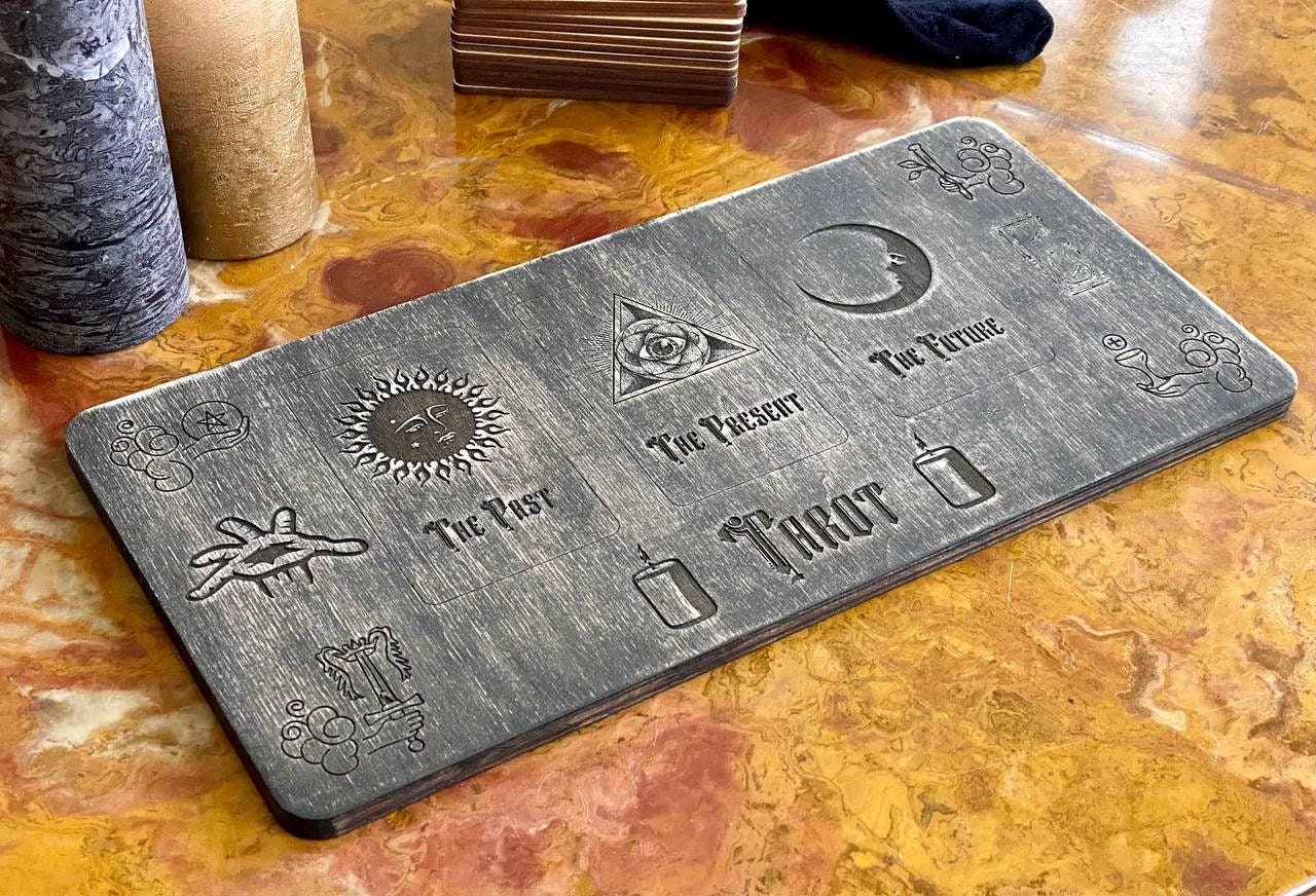 5 Cent Tarot by Madam Clara with Wooden Box & Board