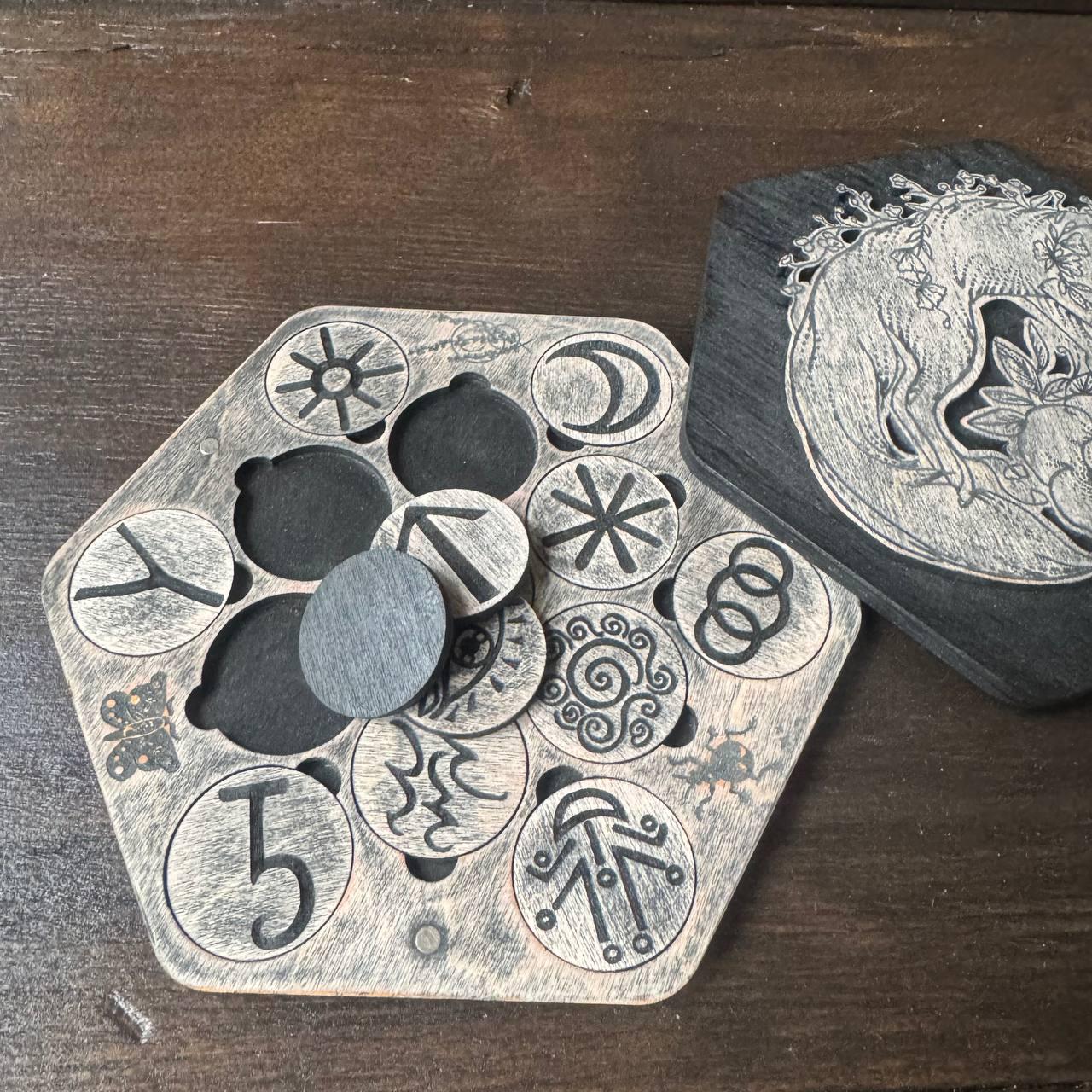 Witch Runes Set with Lid – Wooden Divination Runes with Symbols, Pagan Tool, Witchcraft Gift