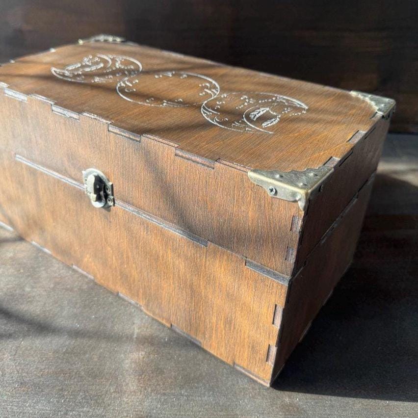 Wooden Tarot Box – Personalized Engraved Crystal Organizer & Runes Storage Case