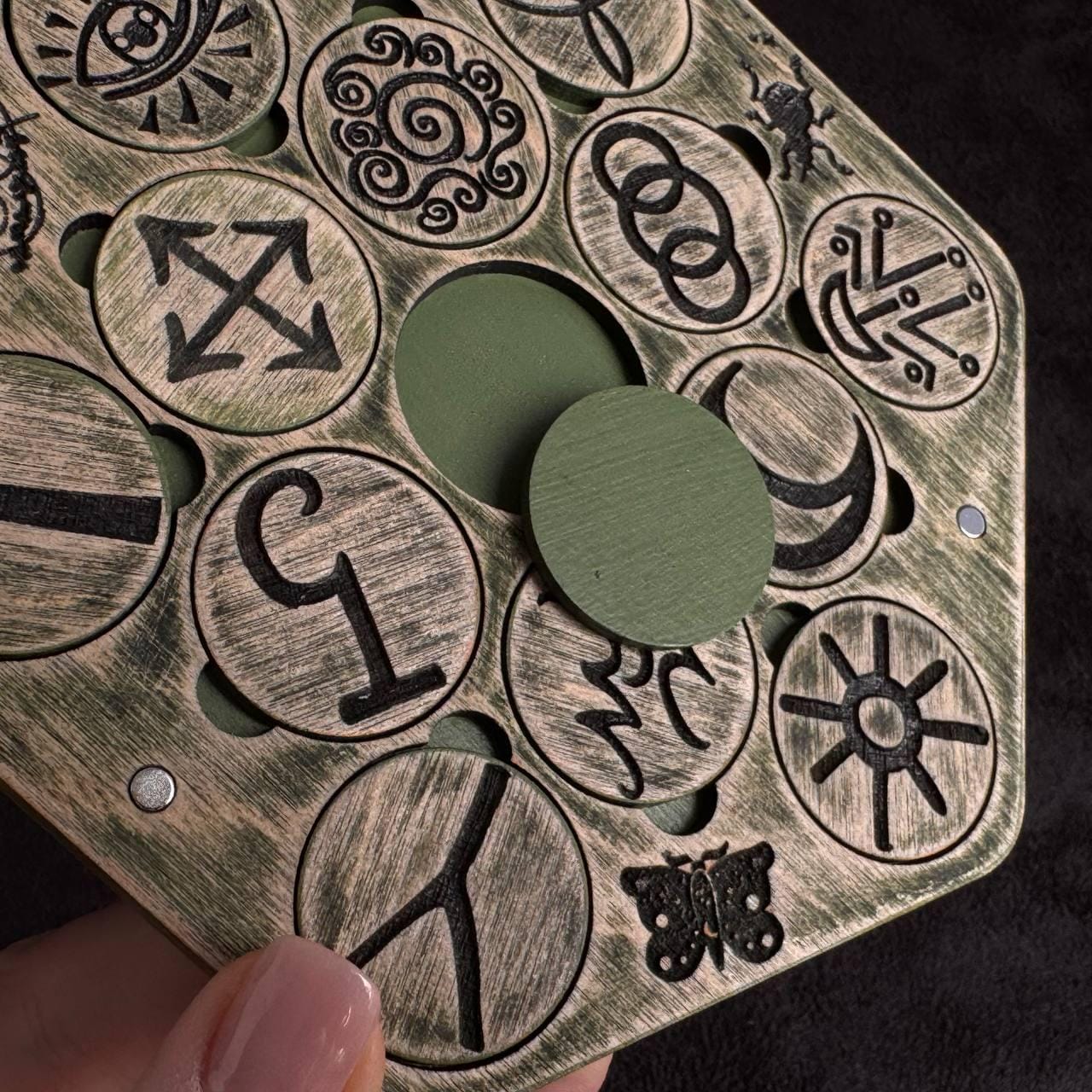 Witch Runes Set with Lid, Wooden Divination Symbols Board, Pagan Altar Tool