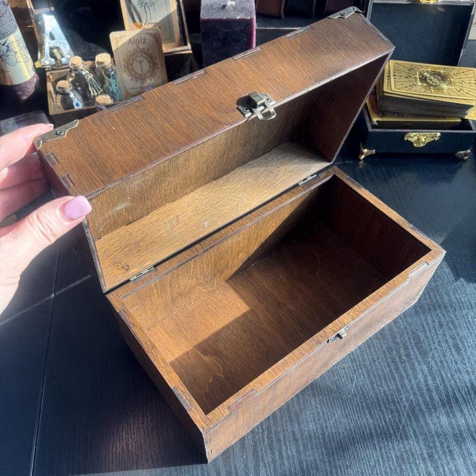 Wooden Tarot Box – Personalized Engraved Crystal Organizer & Runes Storage Case