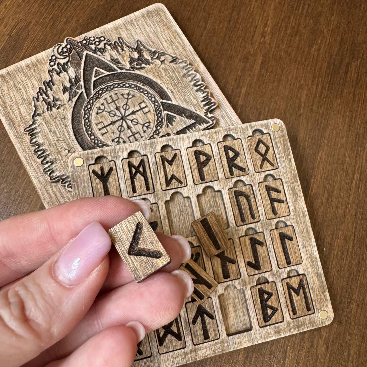 Mini Runes Set Pocket Wooden Elder Futhark with Magnetic Lid, Travel Rune Stones