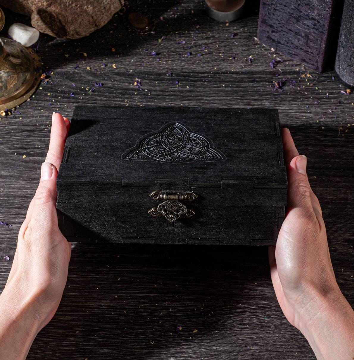 Triquetra Tarot Card Box: Engraved Wooden Wiccan Divination Tool Storage