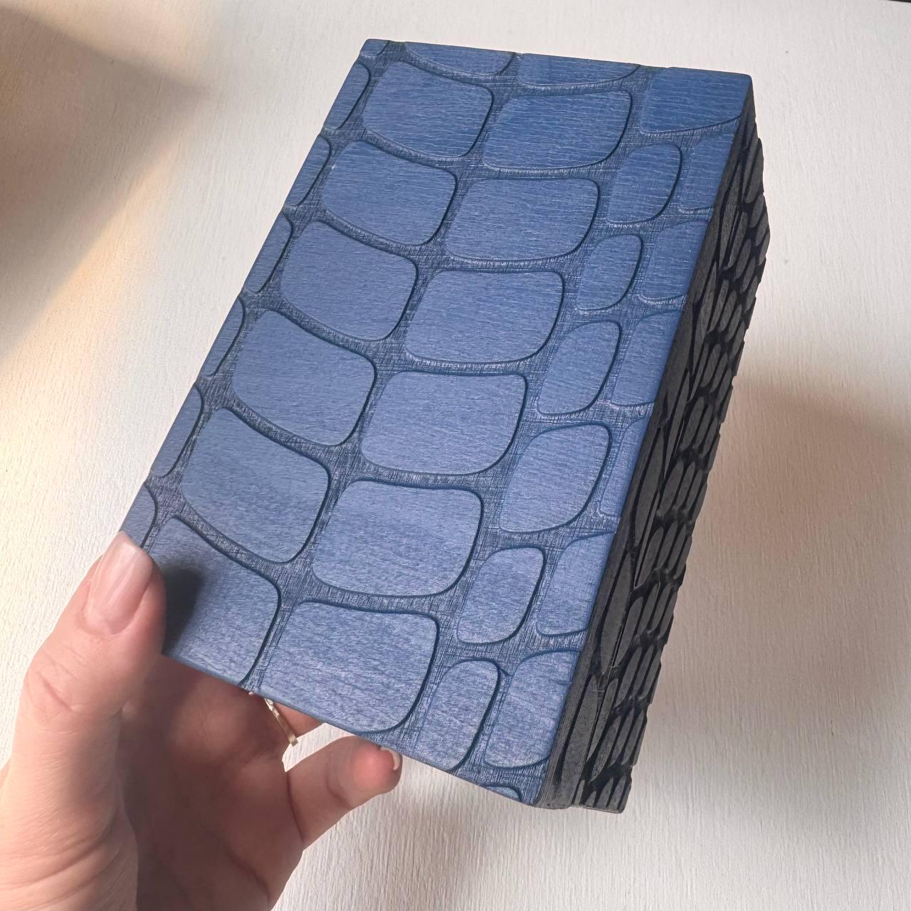 Blue Reptile Tarot Box – Wooden Tarot & Crystal Storage Case