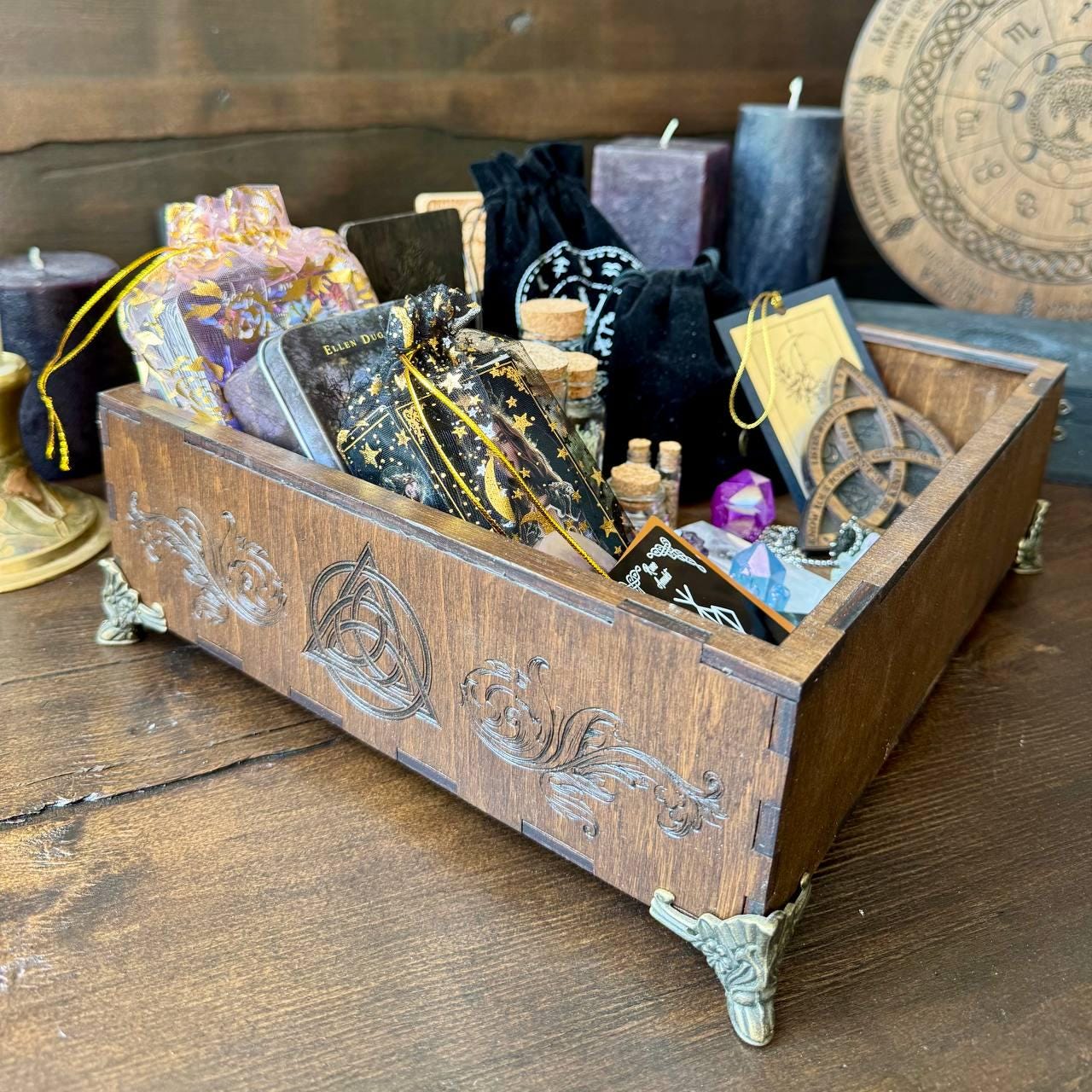 Witchcraft Storage Box with Feet – Wooden Altar Chest for Tarot, Crystals, Herbs & Spell Tools