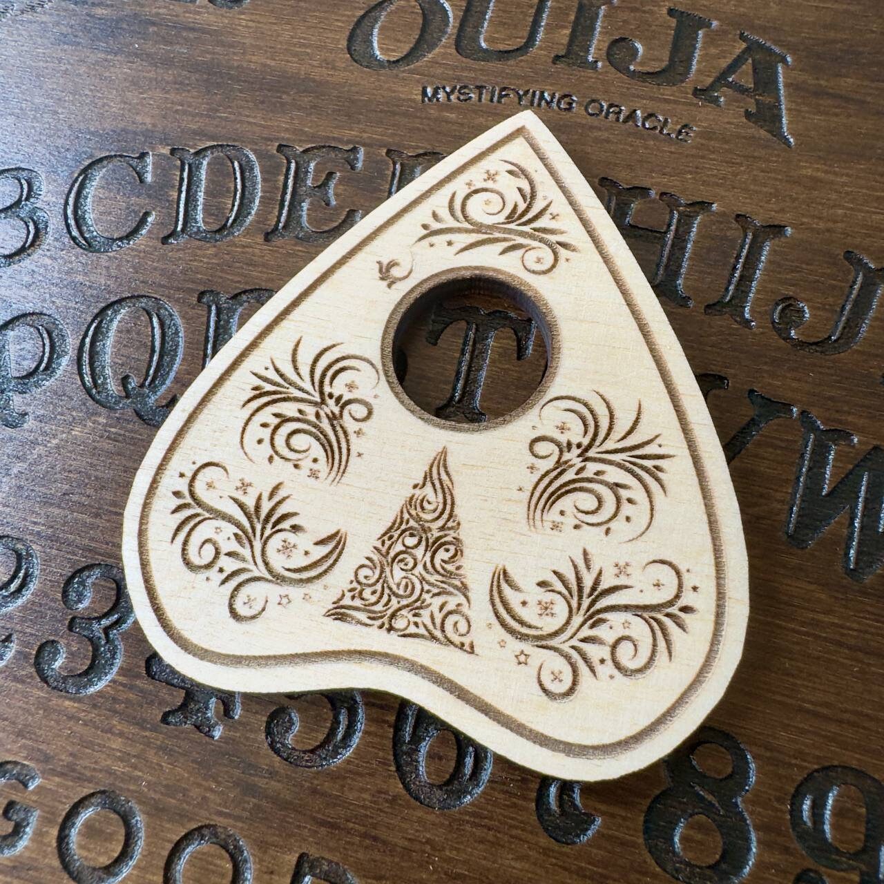 Christmas Tree Ouija Planchette: Engraved Wooden Spirit Board Tool