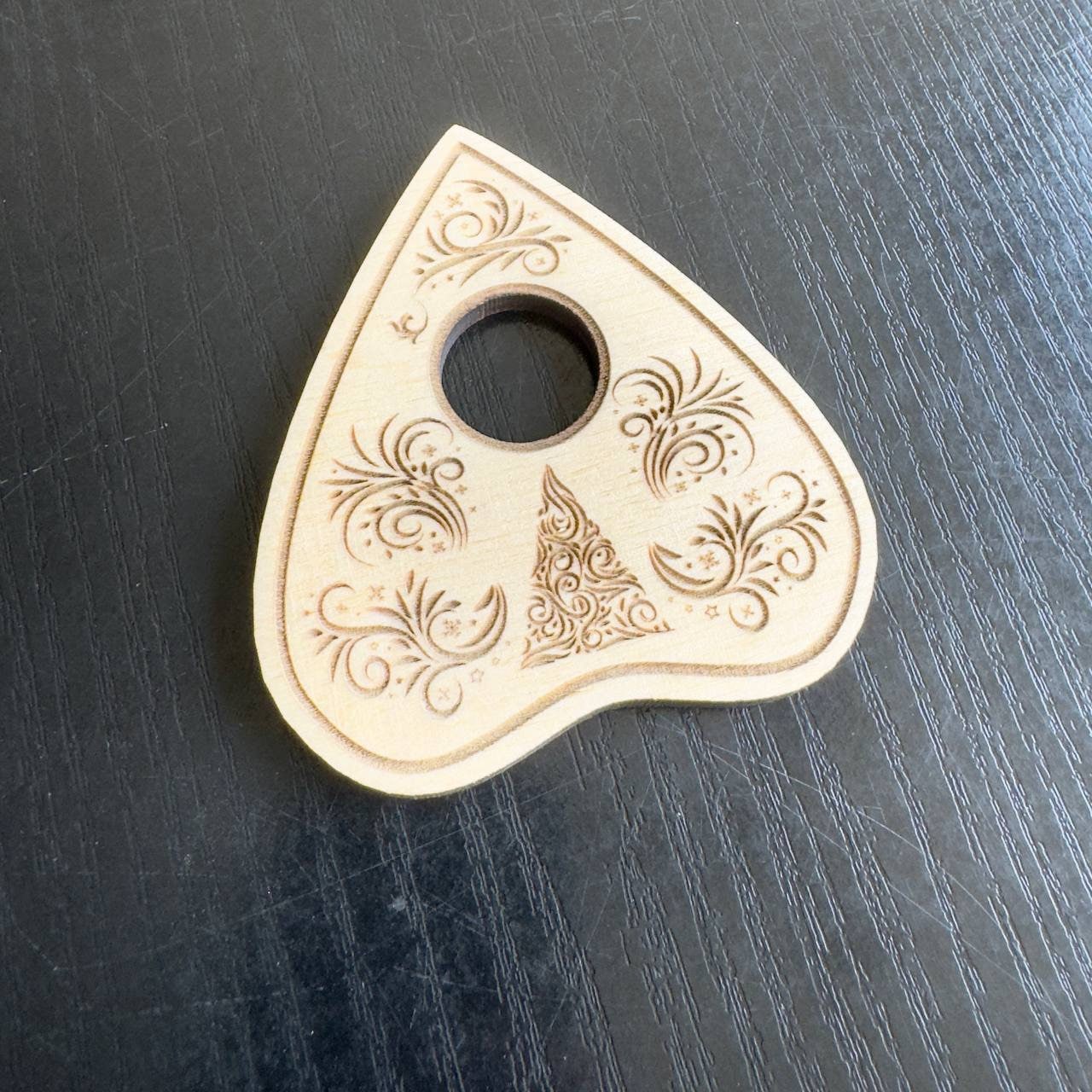 Christmas Tree Ouija Planchette: Engraved Wooden Spirit Board Tool