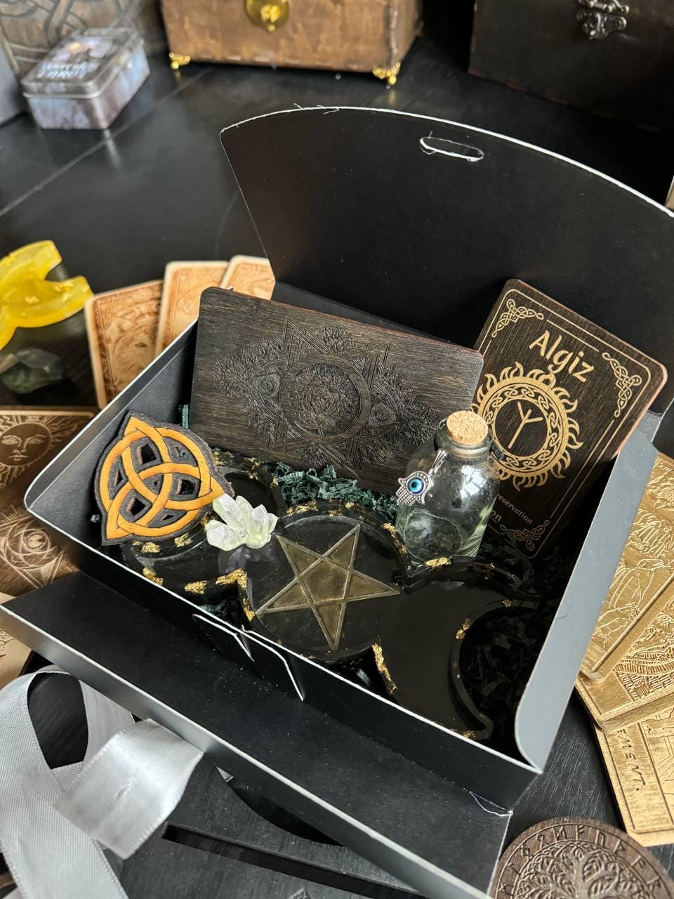 Esoteric Mystery Box, Witchcraft Surprise Gift Set
