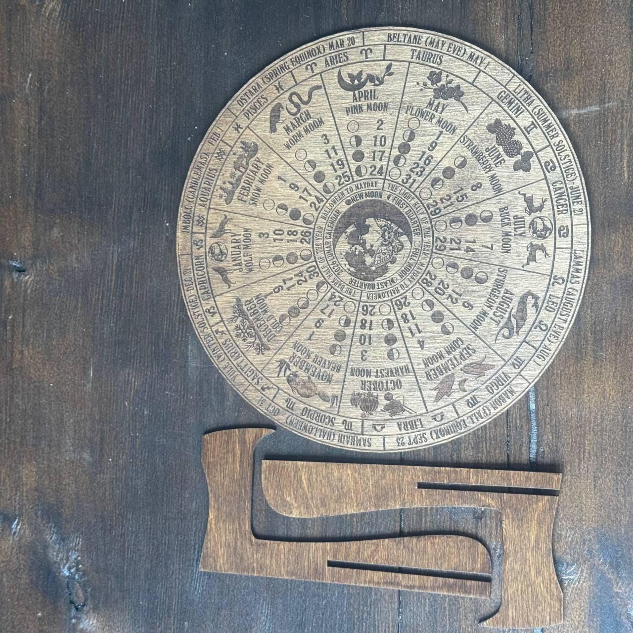 2026 Lunar Calendar Wooden Wall Art, Moon Phase Zodiac Decor for Astrology Lovers