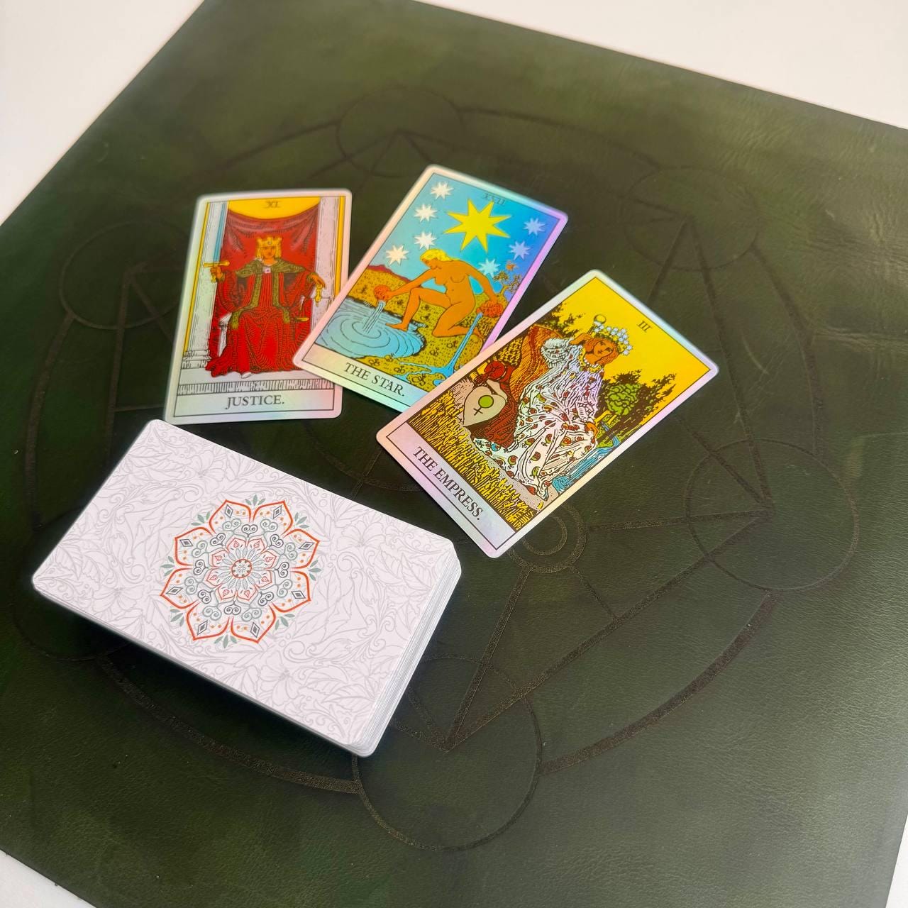 Metatron Circle Leather Dowsing Mat for Runes & Charms